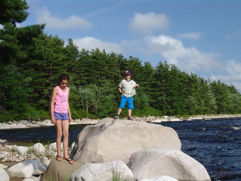 Roseway River Cottages Shelburne Bagian luar foto
